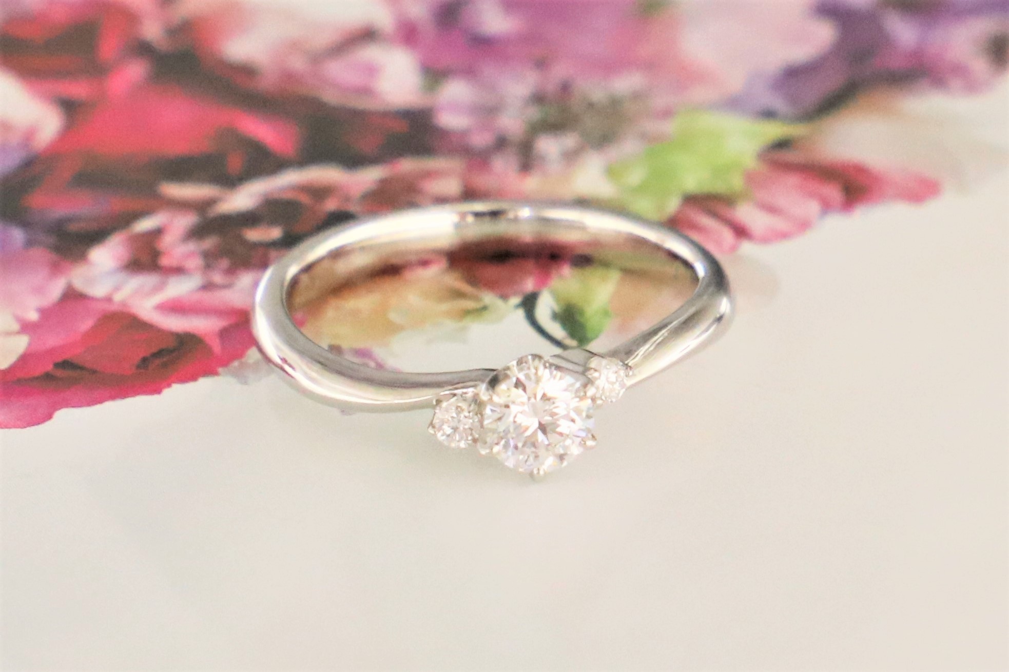 お客様の婚約指輪のご紹介です。 | リブアロング姫路